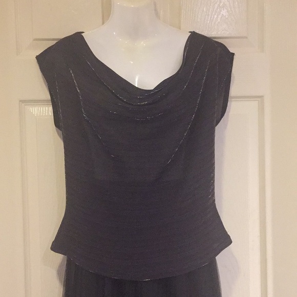 🛍2 for $30🛍NWT Slip on Black top with multi-colour shimmer threading - Picture 4 of 4